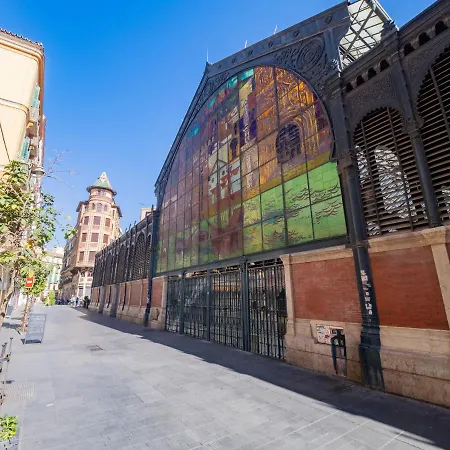 Cubo's Atocha With Optional Parking Apartment *