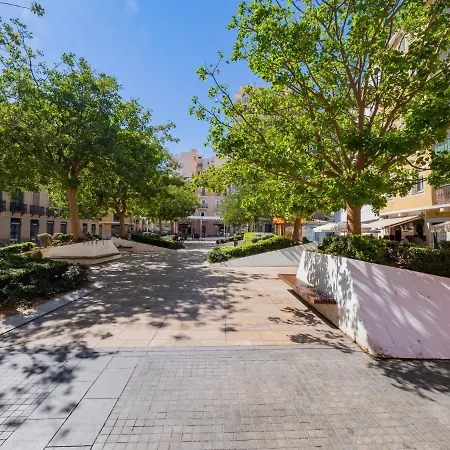 Apartament Cubo's Atocha With Optional Parking Malaga